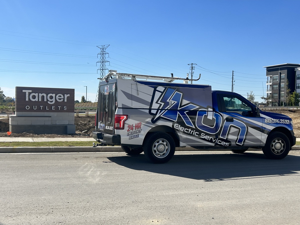 IKON Electric service truck outside Tanger Outlets, Nashville
